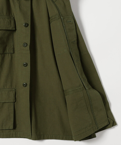 FREAK'S STORE(フリークスストア)の「crinkle crinkle crinkle/クリンクルクリンクルクリンクル frill collar military jacket/フリルカラーミリタリージャケット(ミリタリージャケット・レディース・ブラック/オリーブ・X-LARGE)」の3枚目の写真