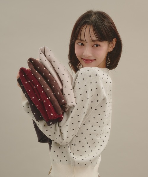 apres jour mignon(アプレジュールミニョン)の「ドットカーディガン(カーディガン/ボレロ・レディース・ボルドー/ピンク/オフホワイト/チャコールグレー/ブラウン系その他・フリー/LARGE)」の6枚目の写真