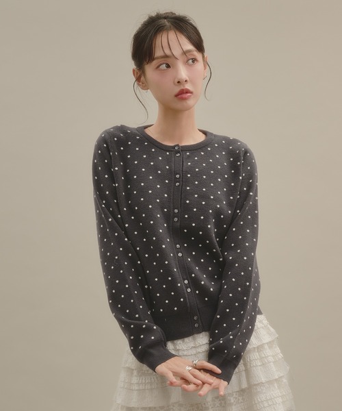 apres jour mignon(アプレジュールミニョン)の「ドットカーディガン(カーディガン/ボレロ・レディース・ボルドー/ピンク/オフホワイト/チャコールグレー/ブラウン系その他・フリー/LARGE)」の12枚目の写真