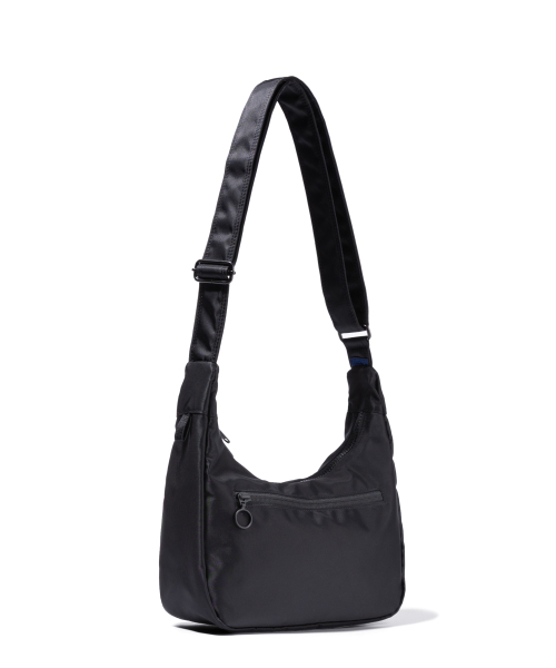 BUTDEEP（バッドディープ）の「005 HOBO BAG SMALL-BLACK TWILL NYLON（メッセンジャーバッグ・レディース・その他・FREE）」の2枚目の写真