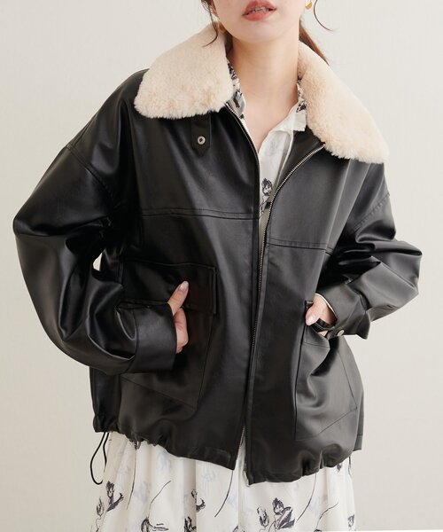 natural couture(ナチュラルクチュール)の「ファーティペット付きヘムドロストフェイクレザーブルゾン(ブルゾン・レディース・ブラウン/ブラック・FREE)」の2枚目の写真