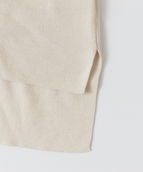 URBAN RESEARCH（アーバンリサーチ）の「UR BASIC総針Vネックプルオーバー（ニット/セーター・レディース・ネイビー/イエロー/オフホワイト/ライトグレー・FREE）」の14枚目の写真