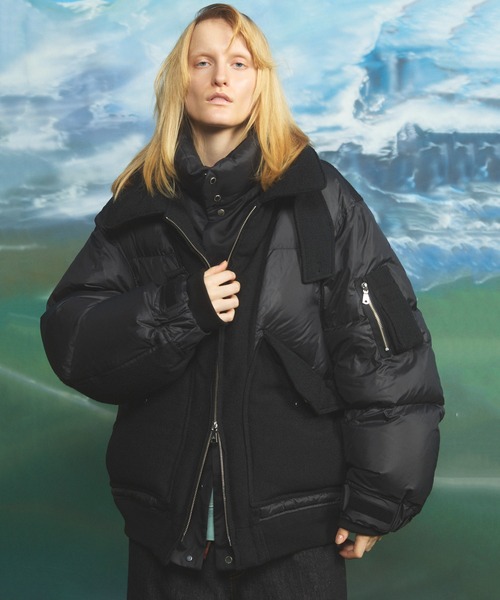 MAISON SPECIAL(メゾンスペシャル)の「《UNISEX》異素材ドッキングプライムオーバーミリタリーダウンブルゾン/Mixed Materials Docking Prime-Over Military Down Jacket【MAISON SPECIAL/メゾンスペシャル】(ダウンジャケット/コート・メンズ・グレー/ブラック・2/1/0)」の2枚目の写真
