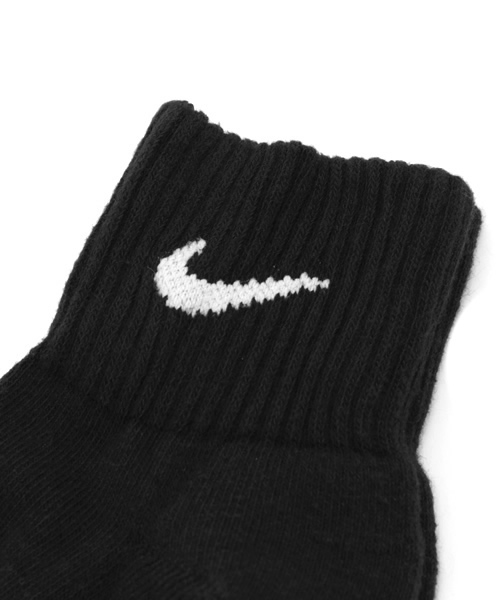 NIKE（ナイキ）の「【NIKE/ナイキ】3Pクォーターソックス/717458（ソックス/靴下・メンズ・ブラック/ホワイト・FREE）」の3枚目の写真