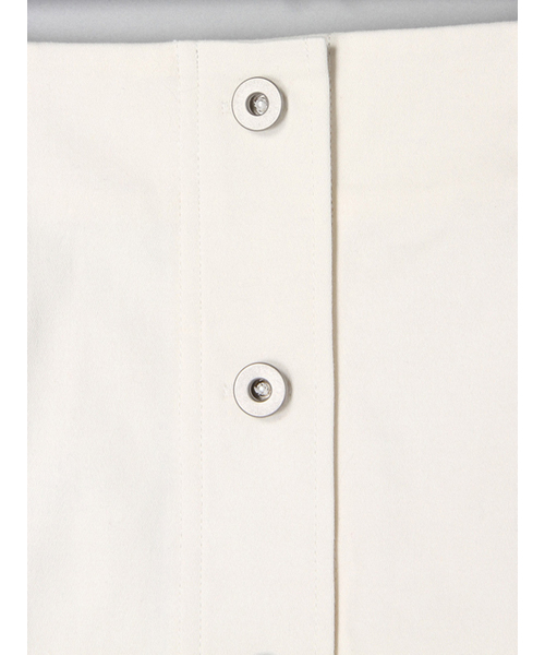 E hyphen world gallery（イーハイフンワールドギャラリー）の「フロントボタン台形ミニスカｰト（スカート・レディース・ベージュ/インディゴブルー/ブラック/カーキ/オフホワイト・FREE）」の7枚目の写真