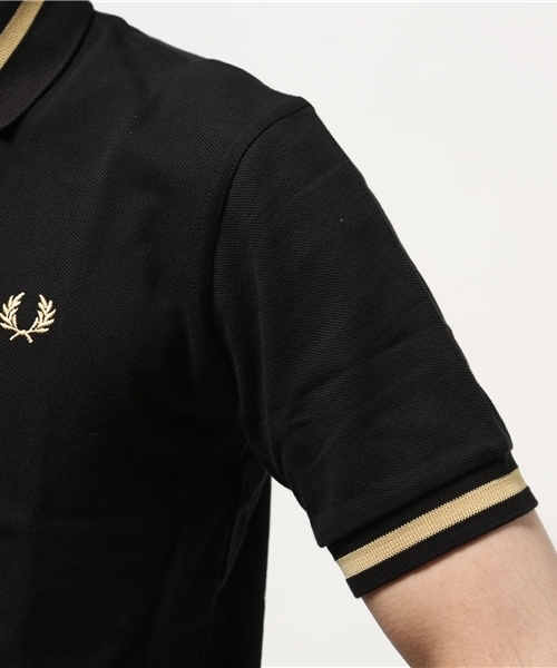 FRED PERRY（フレッドペリー）の「FRED PERRY / フレッドペリー:M2 #（ポロシャツ・メンズ・ブラック/ホワイト/ネイビー/ボルドー・38/36）」の8枚目の写真