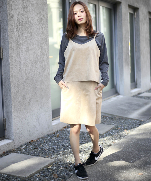 Denime（ドゥニーム）の「フェイクスウェードキャミソール（キャミソール・レディース・ベージュ/ブラック/カーキ・FREE）」の7枚目の写真