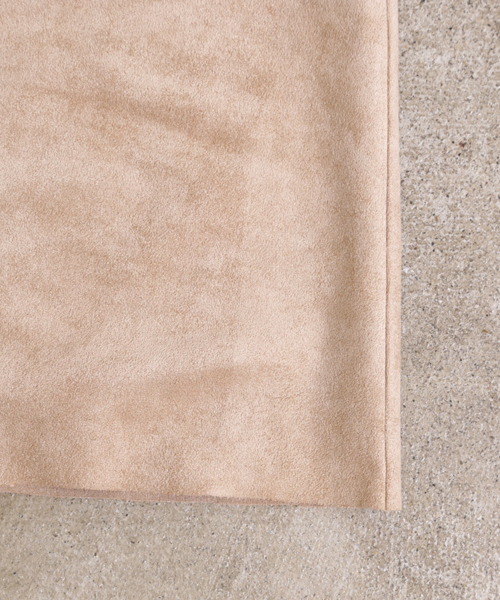 Denime（ドゥニーム）の「フェイクスウェードキャミソール（キャミソール・レディース・ベージュ/ブラック/カーキ・FREE）」の12枚目の写真