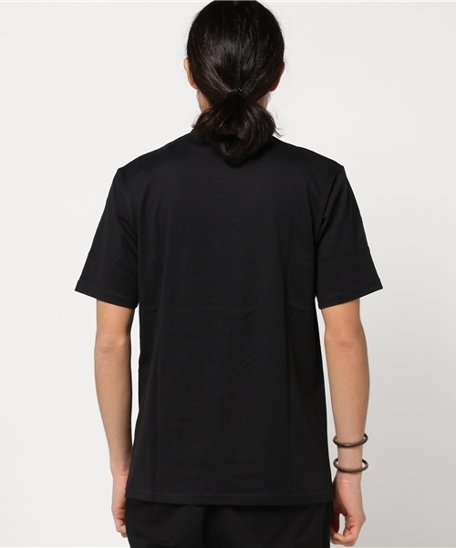 Reebok（リーボック）の「【日本限定】クラシックストア HEP FIVE オープン記念Tシャツ Reebok CLASSIC（リーボック　クラシック）（Tシャツ/カットソー・メンズ・ブラック・SMALL/X-SMALL/X-LARGE/MEDIUM/LARGE/XX-LARGE）」の3枚目の写真