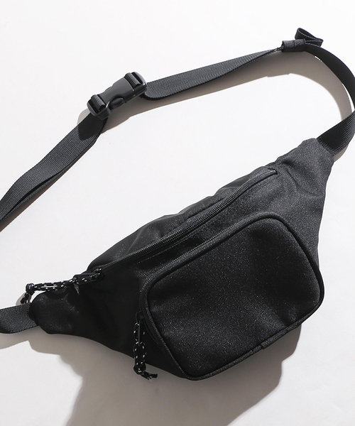 WEGO（ウィゴー）の「WEGO/カラーブロックヒップバッグ（ボディバッグ/ウエストポーチ・メンズ・ブラック系その他/ブラック/パープル/オレンジ/ブルー・FREE）」の2枚目の写真