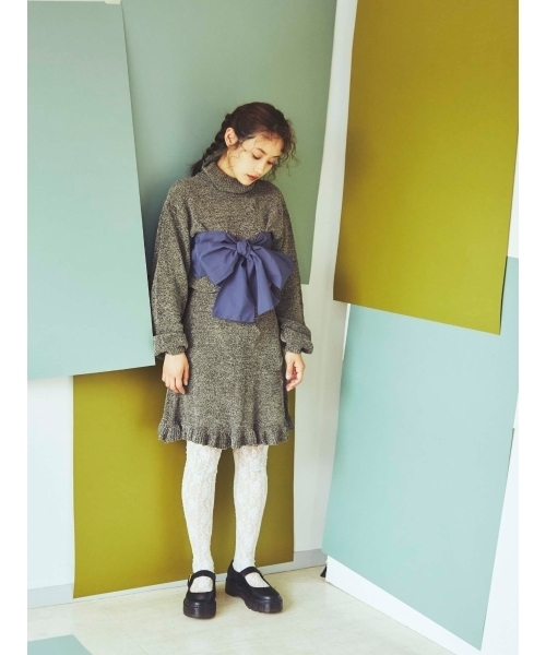 merry jenny（メリージェニー）の「【高橋愛コラボ】リボンニットワンピース（ワンピース・レディース・アイボリー/カーキ・FREE）」の9枚目の写真