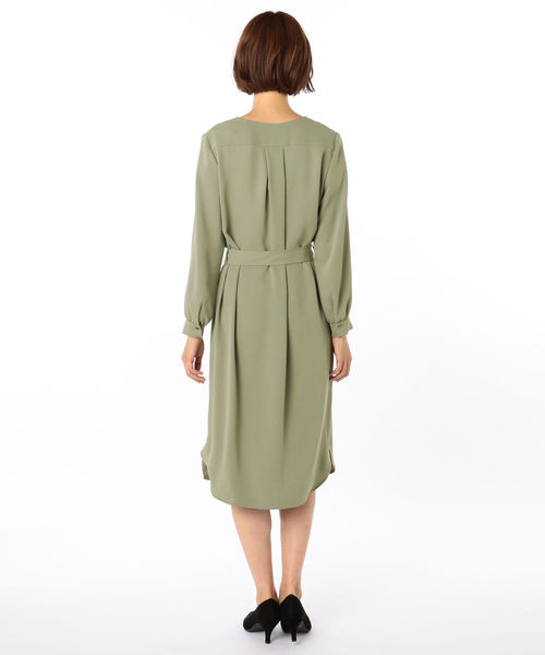 NOLLEY’S Sophi（ノーリーズソフィ）の「タックワンピース（ワンピース・レディース・チャコールグレー/ネイビー/オリーブ/レディッシュグレー/ブルー系その他3・38/36）」の19枚目の写真