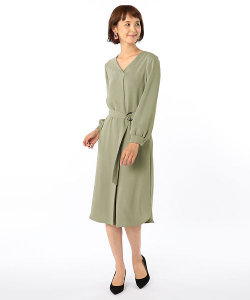 NOLLEY’S Sophi（ノーリーズソフィ）の「タックワンピース（ワンピース・レディース・チャコールグレー/ネイビー/オリーブ/レディッシュグレー/ブルー系その他3・38/36）」の16枚目の写真