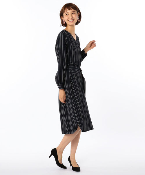 NOLLEY’S Sophi（ノーリーズソフィ）の「タックワンピース（ワンピース・レディース・チャコールグレー/ネイビー/オリーブ/レディッシュグレー/ブルー系その他3・38/36）」の12枚目の写真