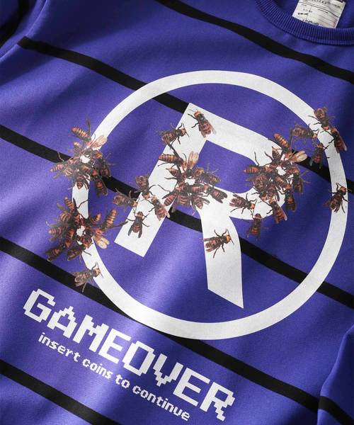 SHAREEF（シャリーフ）の「BORDER BIG SWEAT（スウェット・メンズ・レッド/ブラック/ラベンダー・1/3/2）」の10枚目の写真