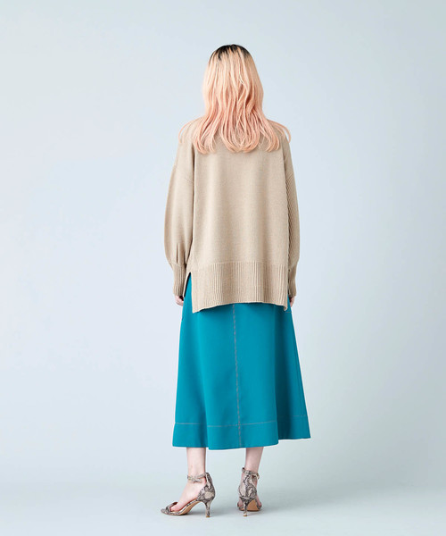 TRUNO by NOISE MAKER(トルノバイノイズメーカー)の「サイドボタンニットプルオーバー(ニット/セーター・レディース・ベージュ/ブラウン/カーキ・FREE)」の8枚目の写真