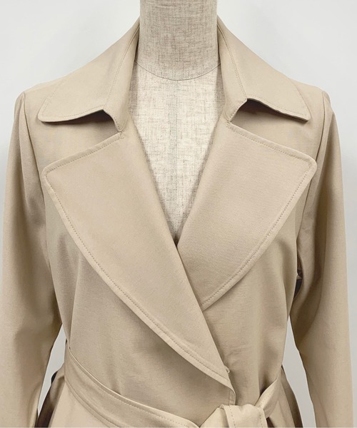 PICCIN（ピッチン）の「マットカルゼサイド切り替えコート（トレンチコート・レディース・ベージュ/ネイビー/イエロー・MEDIUM/LARGE）」の11枚目の写真