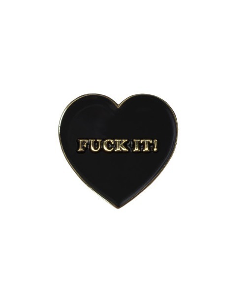 Huf ハフ の Fuck It Heart Pin Huf ハフ ピンバッヂ バッジ Wear