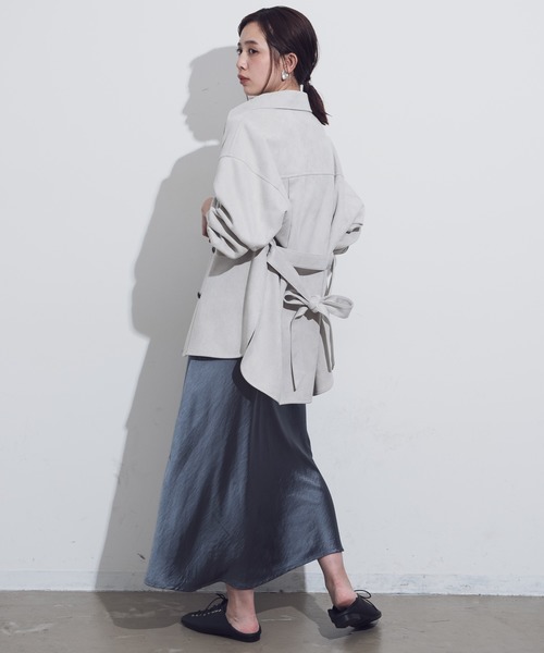 Aunt Marie's（アントマリーズ）の「AUNT MARIE'S ボンディングスエードCPOシャツジャケット（カバーオール・レディース・ライトグレー/ベージュ/モカ・FREE）」の15枚目の写真