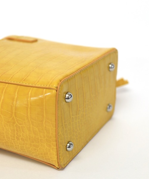 florist（フローリスト）の「【2way】クロコ調バケツ型巾着ショルダーバッグ（ショルダーバッグ・レディース・ブラック/イエロー/ブラウン/ベージュ・FREE）」の9枚目の写真