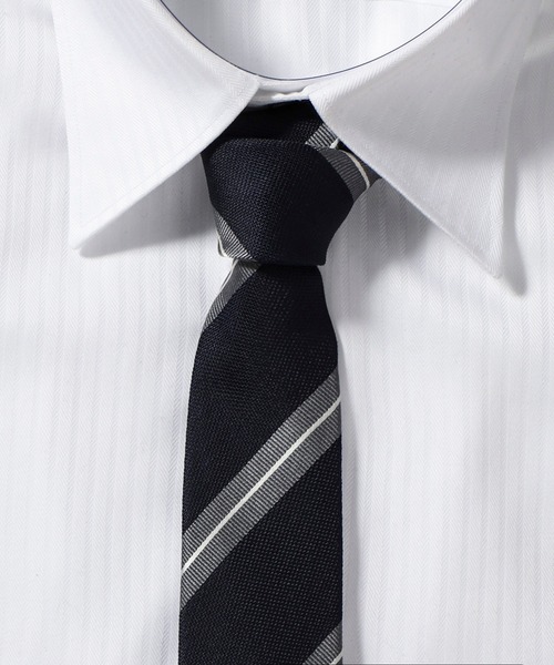 TETE HOMME（テットオム）の「シルクストライプタイ  / アズーロ  エ ビアンコ（ネクタイ・メンズ・ネイビー/ブルー/ブルー系その他/ブルー系その他2/ブルー系その他3/ブルー系その他4/ブルー系その他5/ブルー系その他6/ブルー系その他7/ネイビー系/ネイビー系1/ネイビー系2/ネイビー系3/ネイビー系4/ネイビー系5/ネイビー系6/ネイビー系7/ネイビー系8/ネイビー系9/ブルー系・FREE）」の5枚目の写真