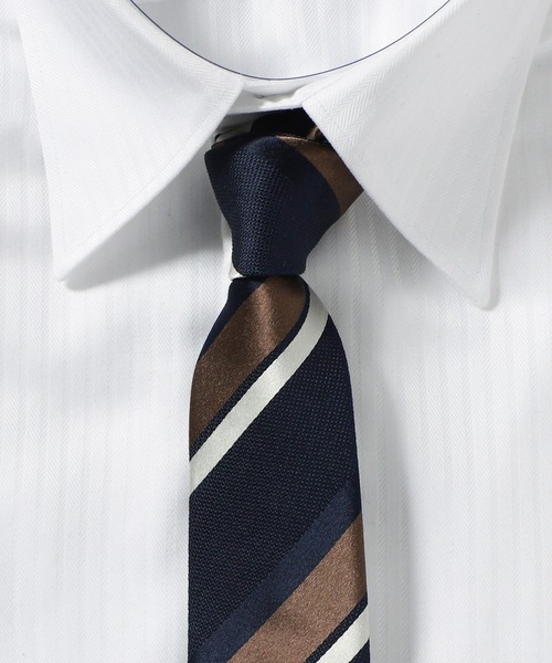 TETE HOMME（テットオム）の「シルクストライプタイ  / アズーロ  エ ビアンコ（ネクタイ・メンズ・ネイビー/ブルー/ブルー系その他/ブルー系その他2/ブルー系その他3/ブルー系その他4/ブルー系その他5/ブルー系その他6/ブルー系その他7/ネイビー系/ネイビー系1/ネイビー系2/ネイビー系3/ネイビー系4/ネイビー系5/ネイビー系6/ネイビー系7/ネイビー系8/ネイビー系9/ブルー系・FREE）」の9枚目の写真