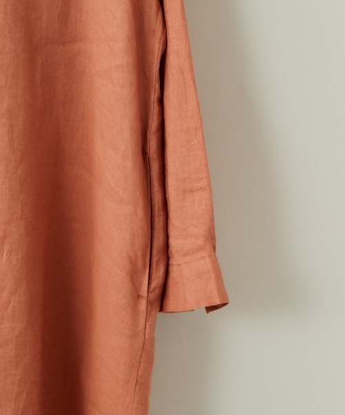 cepo（セポ）の「【ＬＩＮＥＮ１００】オーバーシャツワンピース（シャツワンピース・レディース・オレンジ/オフホワイト/ベージュ・M）」の21枚目の写真
