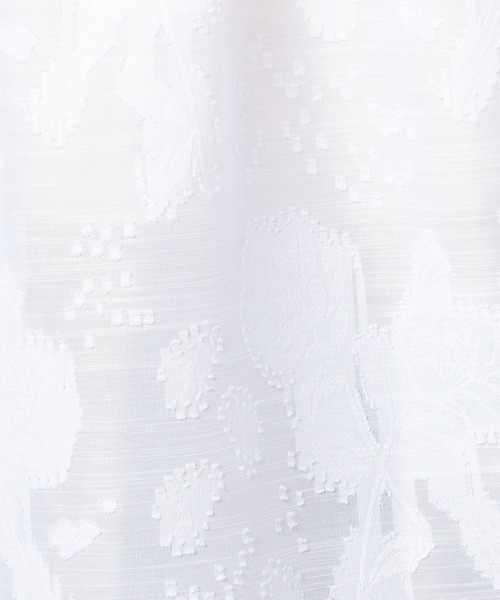 NARACAMICIE（ナラカミーチェ）の「ポリエステルフラワージャガード七分袖ブラウス（シャツ/ブラウス・レディース・ホワイト/ブラック・MEDIUM/X-LARGE）」の8枚目の写真