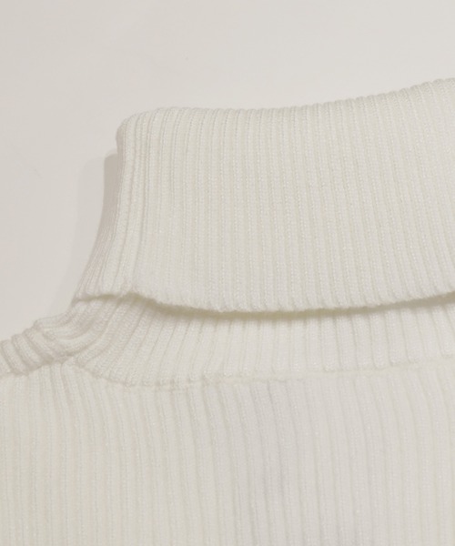 coca（coca）（コカ）の「＼新色追加／極厚タートルネックリブニット（ニット/セーター・レディース・ブラック/ベージュ/レッド/アイボリー/グレー/ネイビー/ライトブルー/パープル/カーキ/チャコール/ライトグレー/ライトベージュ/A/B/ダークブラウン・ONE SIZE/S/L/M）」の21枚目の写真