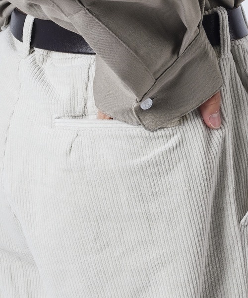 kutir（クティール）の「コーデュロイ2タックストレートパンツ　セットアップアイテム（その他パンツ・メンズ・ダークグリーン/アイボリー/ダークブルー・SMALL/MEDIUM/LARGE）」の19枚目の写真