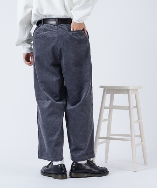 kutir（クティール）の「コーデュロイ2タックストレートパンツ　セットアップアイテム（その他パンツ・メンズ・ダークグリーン/アイボリー/ダークブルー・SMALL/MEDIUM/LARGE）」の6枚目の写真