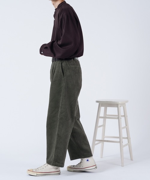 kutir（クティール）の「コーデュロイ2タックストレートパンツ　セットアップアイテム（その他パンツ・メンズ・ダークグリーン/アイボリー/ダークブルー・SMALL/MEDIUM/LARGE）」の12枚目の写真