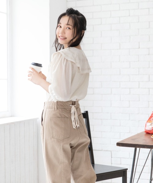 Mysa&Liina(ミーサリーナ)の「ハイウエスト配色レースアップデニム(デニムパンツ・レディース・ピンクベージュ/ブラック/サックスブルー/インディゴブルー/アイボリー/サンドベージュ/ライトグリーン/ブルー・M)」の16枚目の写真