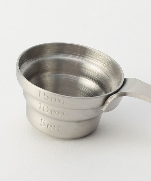212 KITCHEN STORE(トゥワントゥキッチンストア)の「レベルメジャーリングカップ 15ml(キッチンツール・レディース・その他・00)」の2枚目の写真