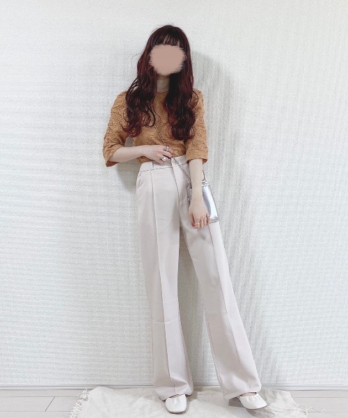 archives（アルシーヴ）の「【入荷禁止】センターピンタックパンツ（その他パンツ・レディース・アイボリー/モカ/マスタード/グリーン系その他/レッド系その他・MEDIUM）」の2枚目の写真