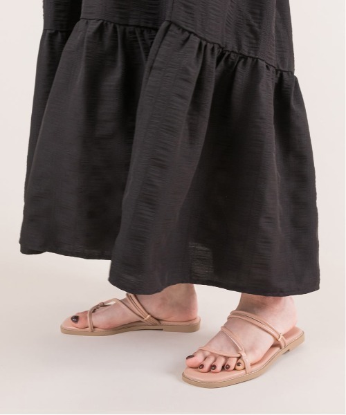 RANDA（ランダ）の「ナローストラップフラットサンダル（サンダル・レディース・ピンク/ブラック/アイボリー/グリーン・M/L/S/LL）」の10枚目の写真