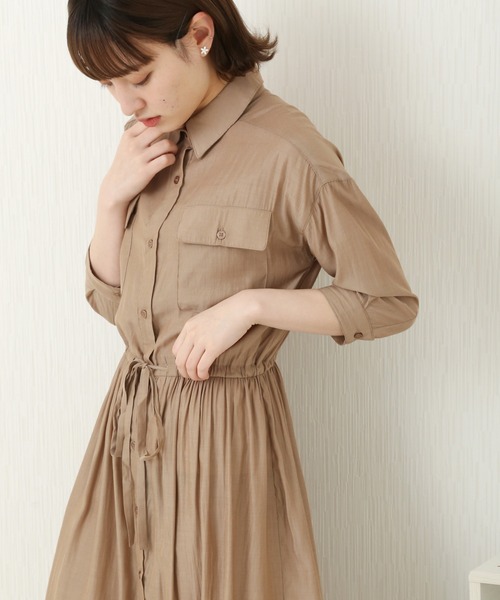 n'ee-ne(ネーネ)の「T/Rドロストシャツワンピース(シャツワンピース・レディース・ベージュ/ライトカーキ/ブラック・M)」の3枚目の写真
