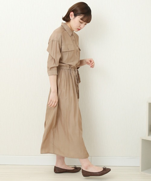 n'ee-ne(ネーネ)の「T/Rドロストシャツワンピース(シャツワンピース・レディース・ベージュ/ライトカーキ/ブラック・M)」の9枚目の写真