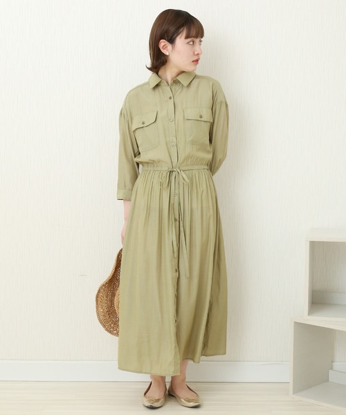 n'ee-ne(ネーネ)の「T/Rドロストシャツワンピース(シャツワンピース・レディース・ベージュ/ライトカーキ/ブラック・M)」の4枚目の写真