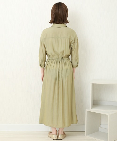 n'ee-ne(ネーネ)の「T/Rドロストシャツワンピース(シャツワンピース・レディース・ベージュ/ライトカーキ/ブラック・M)」の16枚目の写真