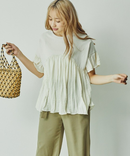 toucher du brise（トゥシェドブリーズ）の「プリーツドッキングTシャツ（シャツ/ブラウス・レディース・ホワイト/ブラック・M）」の2枚目の写真