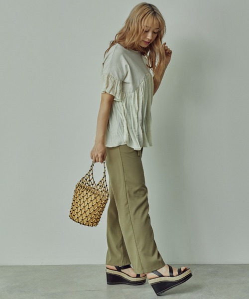 toucher du brise（トゥシェドブリーズ）の「プリーツドッキングTシャツ（シャツ/ブラウス・レディース・ホワイト/ブラック・M）」の10枚目の写真