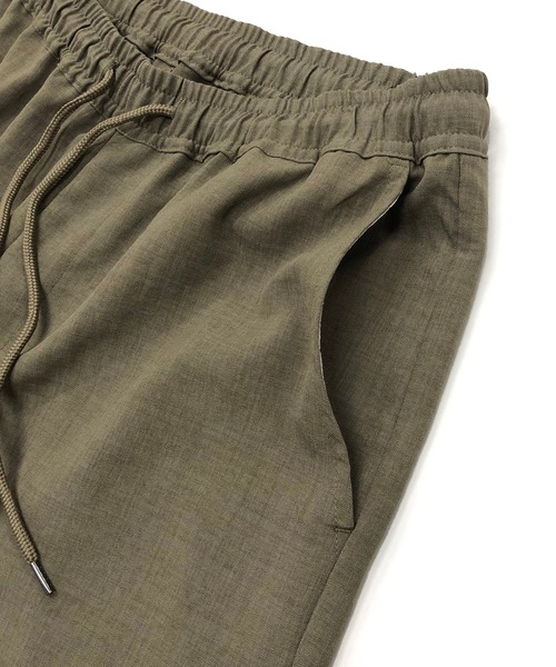 Beno（ビーノ）の「リネンライク シャンブレー ルーズシャツアウター×ショートパンツ 【 セットアップ 】（セットアップ・メンズ・ライトグレー/キナリ/ネイビー/ブラック/カーキ/ベージュ・L/LL/M）」の19枚目の写真