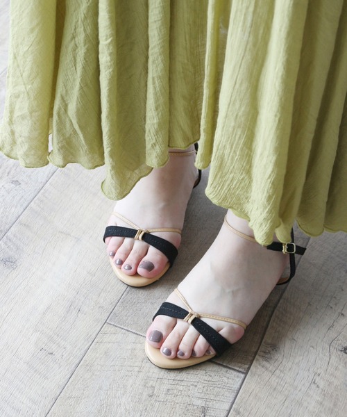 Fin（フィン）の「ウエッジソールストラップサンダル【低反発スポンジ入り】（サンダル・レディース・ブラック/グリーン/ピンク/ネイビー/ベージュ・23.5cm/24cm/24.5cm/25cm/22.5cm/23cm）」の17枚目の写真