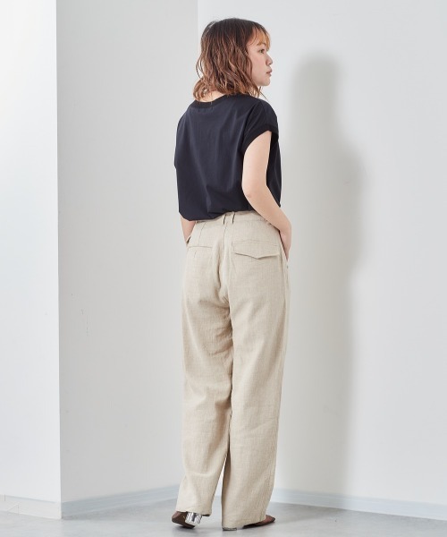 e.r.g*（イーアールジー）の「シルケットモモンガ　ロゴＴｅｅ（Tシャツ/カットソー・レディース・グレー/ブラック/オフホワイト/マスタード・M）」の19枚目の写真