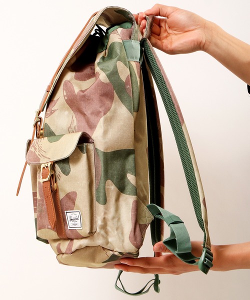 Herschel Supply(ハーシェルサプライ)の「Herschel Supply バックパック13PC収納 20.5L(バックパック/リュック・メンズ・ネイビー/カモフラージュ/ブルー系その他/ブラック/ブラック系その他/ワイン/マルチ/カーキ/グリーン・FREE)」の18枚目の写真