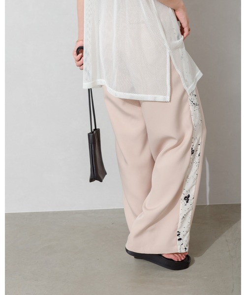 SpRay(スプレイ)の「サイドラインストレートパンツ(チノパンツ・レディース・ベージュ/イエロー/モカ・FREE)」の6枚目の写真