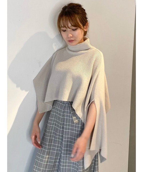 dazzlin（ダズリン）の「ニットオーバーケープ（ニット/セーター・レディース・ブラック/パープル/ベージュ・FREE）」の16枚目の写真