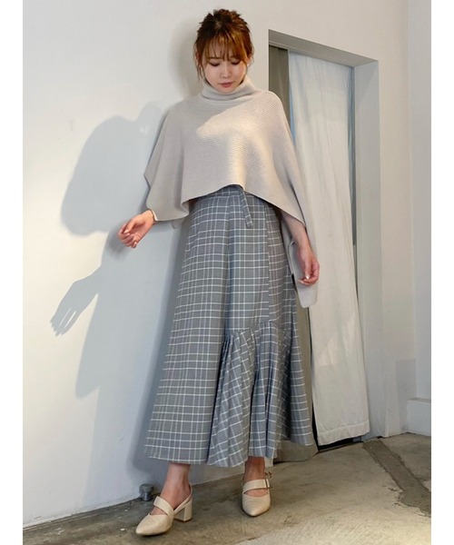 dazzlin（ダズリン）の「ニットオーバーケープ（ニット/セーター・レディース・ブラック/パープル/ベージュ・FREE）」の17枚目の写真