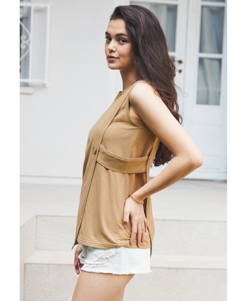 ALEXIA STAM(アリシアスタン)の「Side Button Sleeveless Wrap Top/サイドボタンスリーブレスラップトップ(Tシャツ/カットソー・レディース・チャコールグレー/ホワイト/ベージュ・FREE)」の5枚目の写真